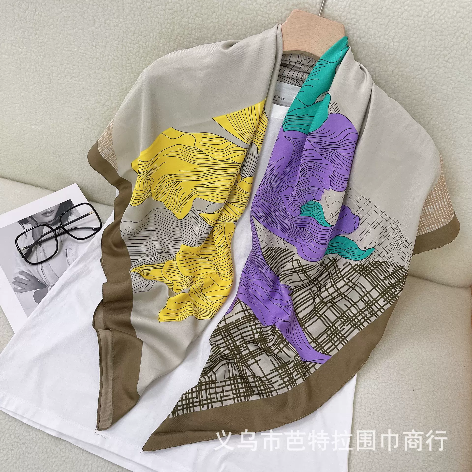 跨境来图定制110cm斜纹花朵印花丝巾礼品方巾服饰配件围巾批发女