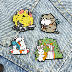 Animal world decoration, creative and interesting cartoon design brooch, simple and cute Japanese badge, trendy and cute texture