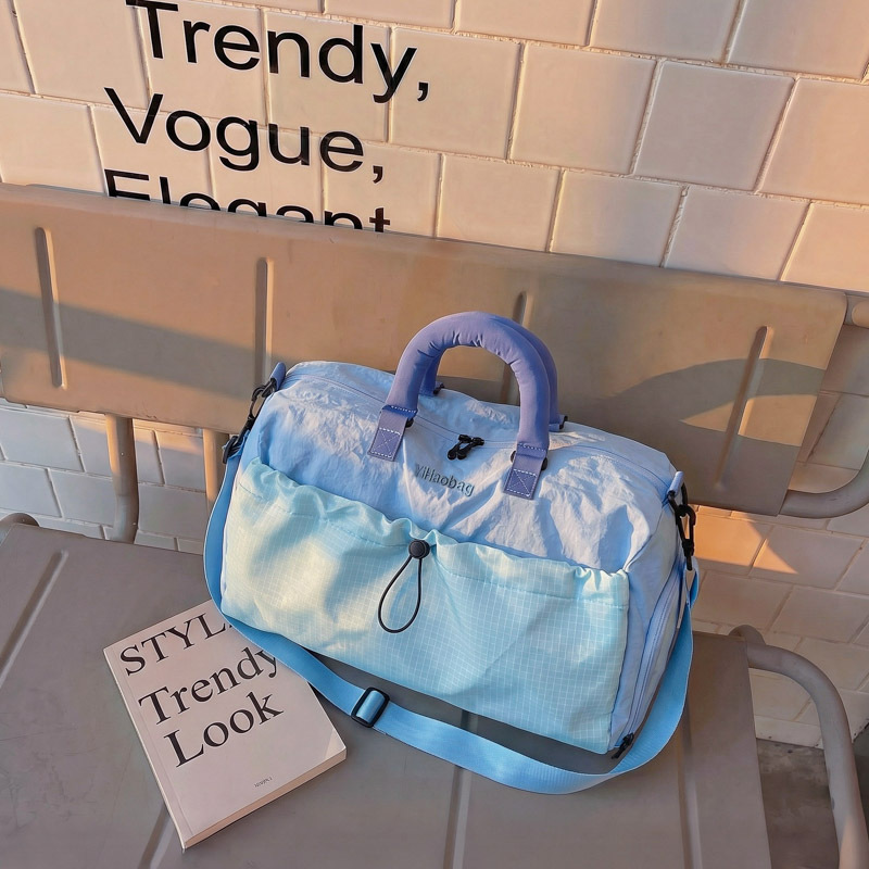 Large-capacity lightweight travel bag 2026 new model with shoe compartment, business trip luggage storage, carry-on bag, water-resistant gym bag