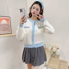 气质香风蓝白肌理感撞色针织撞色开衫女秋新款糯钉珠毛衣外套上衣
