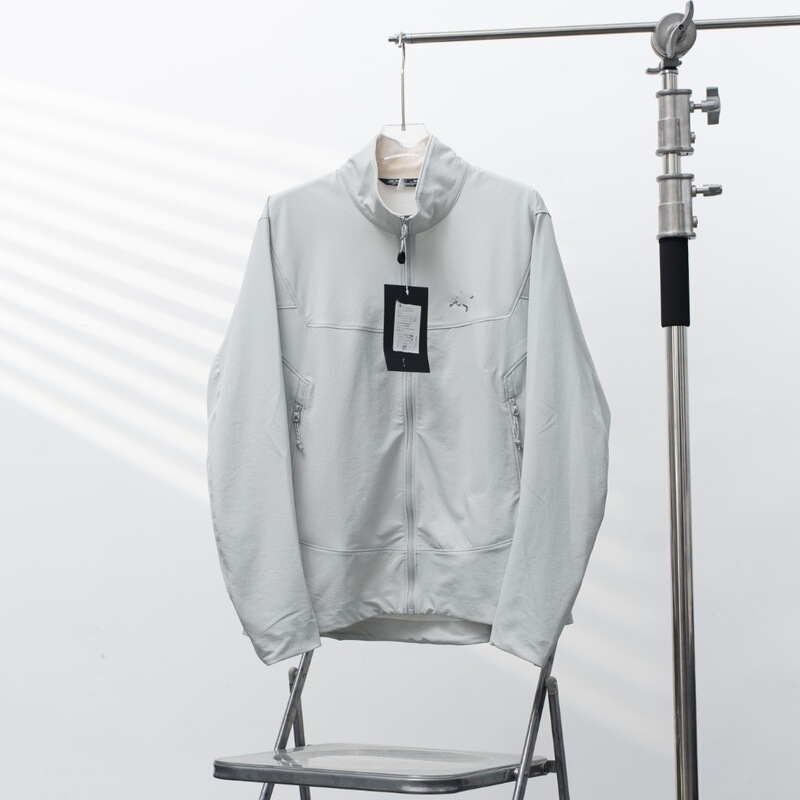 Cross-Border Foreign Trade Niaojia Same Style Casual New Jacket, Solid Color Windproof Softshell Jacket, Versatile Outdoor Jacket Cross-Border Foreign Trade Niaojia Same Style Casual New Jacket, Solid Color Windproof Softshell Jacket, Versatile Outdoor Jacket