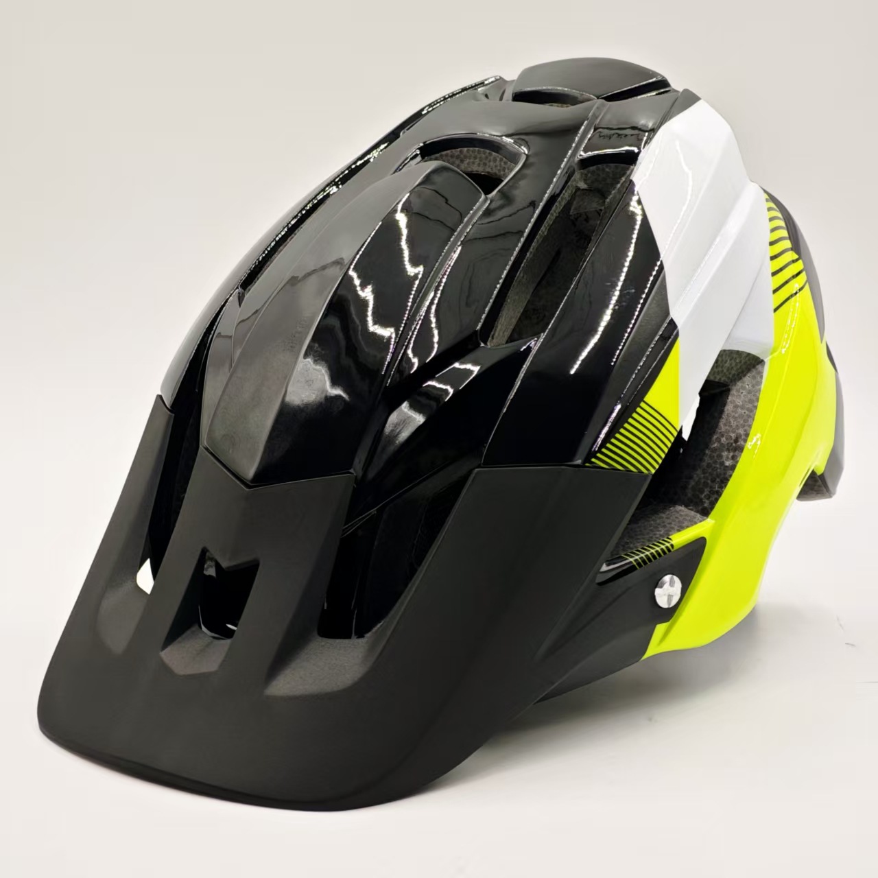 Casco adecuado para bicicletas de montaña casco de bicicleta de fondo hombre medio casco formado en forma forestal ciclismo adolescente