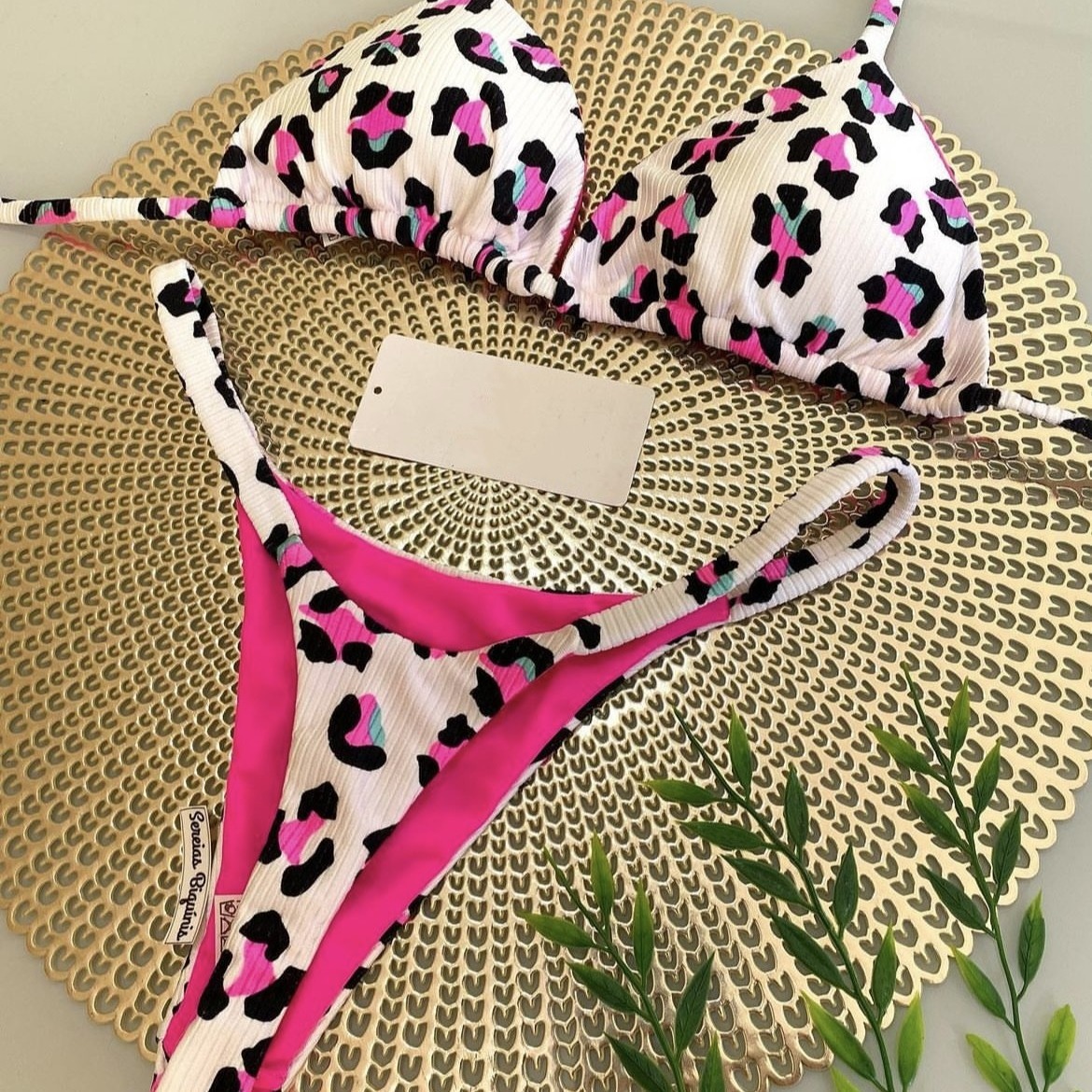 2024 Women's European And American Style Bikini Swimsuit Special Fabric Print Sexy Beachwear_ecoleips.com