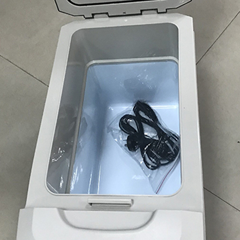 Nuevo 10L portátil pequeño refrigerador de refrigeración y calefacción refrigerador del coche hogar pequeño refrigerador pantalla digital mini refrigerador