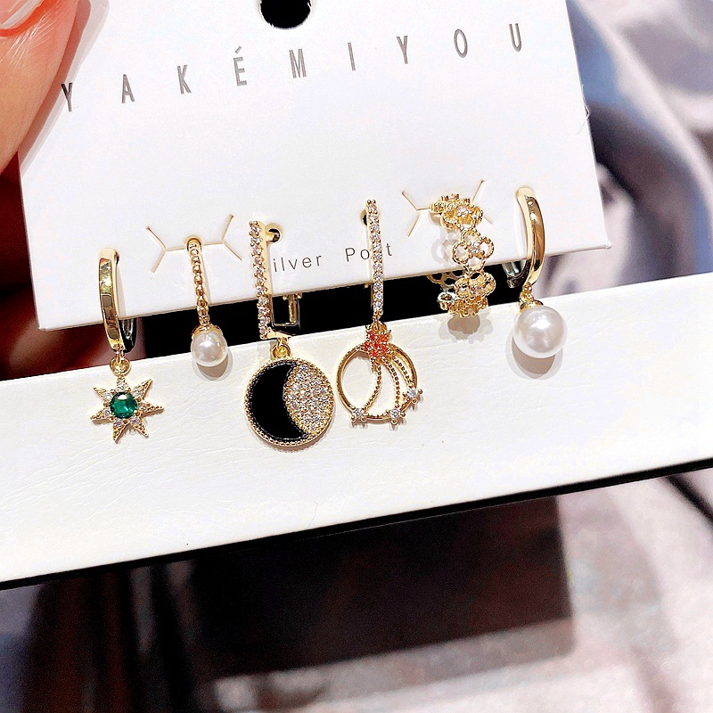 Fashion Inlaid Zircon Pearl Star Geometric Earrings Set Wholesale Jewelry Nihaojewelry display picture 1