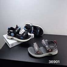 36901��ͯɳ̲��Ь2026�¿��ļ����������д�ͯ�ٴ�һ��˧����Ь