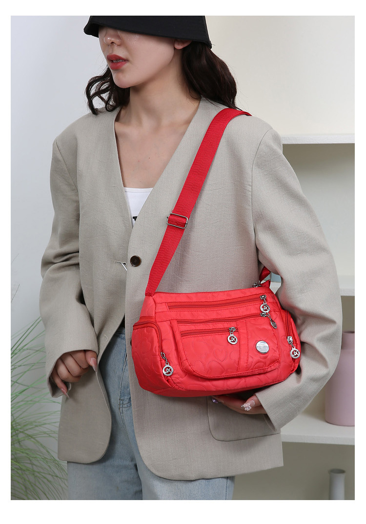 Crossbody bag for women 2025 New style middle-aged women's bag, large capacity single-shoulder mom bag, versatile, casual and fashionable women's bag undefined