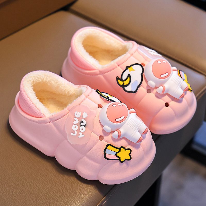 Invierno de niñas zapatos de algodón tacones cálidos para el hogar y veludo lindo niño impermeable antideslizante zapatillas de algodón para niños pequeños y medianos