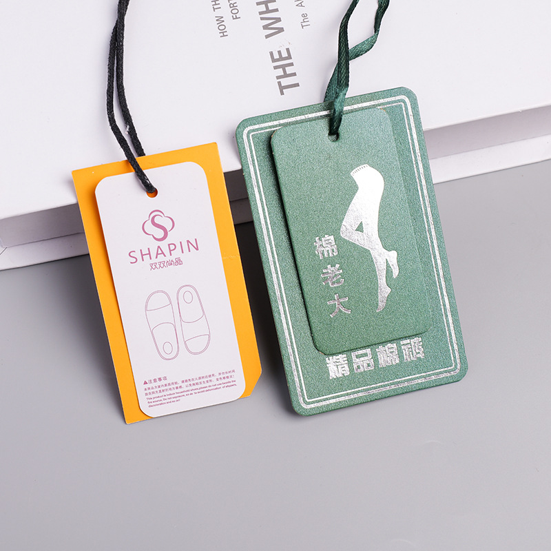 服装吊牌定做特种纸深凹烫金铜版纸小批量男女装通用现货烫金工艺