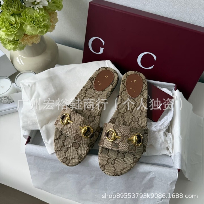 2026 New Model g Brand Horsebit Flat Sandals for Women, Monogrammed Flat Slippers, Fashionable Versatile Outdoor Sandals, Cross-Border 2026 New Model g Brand Horsebit Flat Sandals for Women, Monogrammed Flat Slippers, Fashionable Versatile Outdoor Sandals, Cross-Border