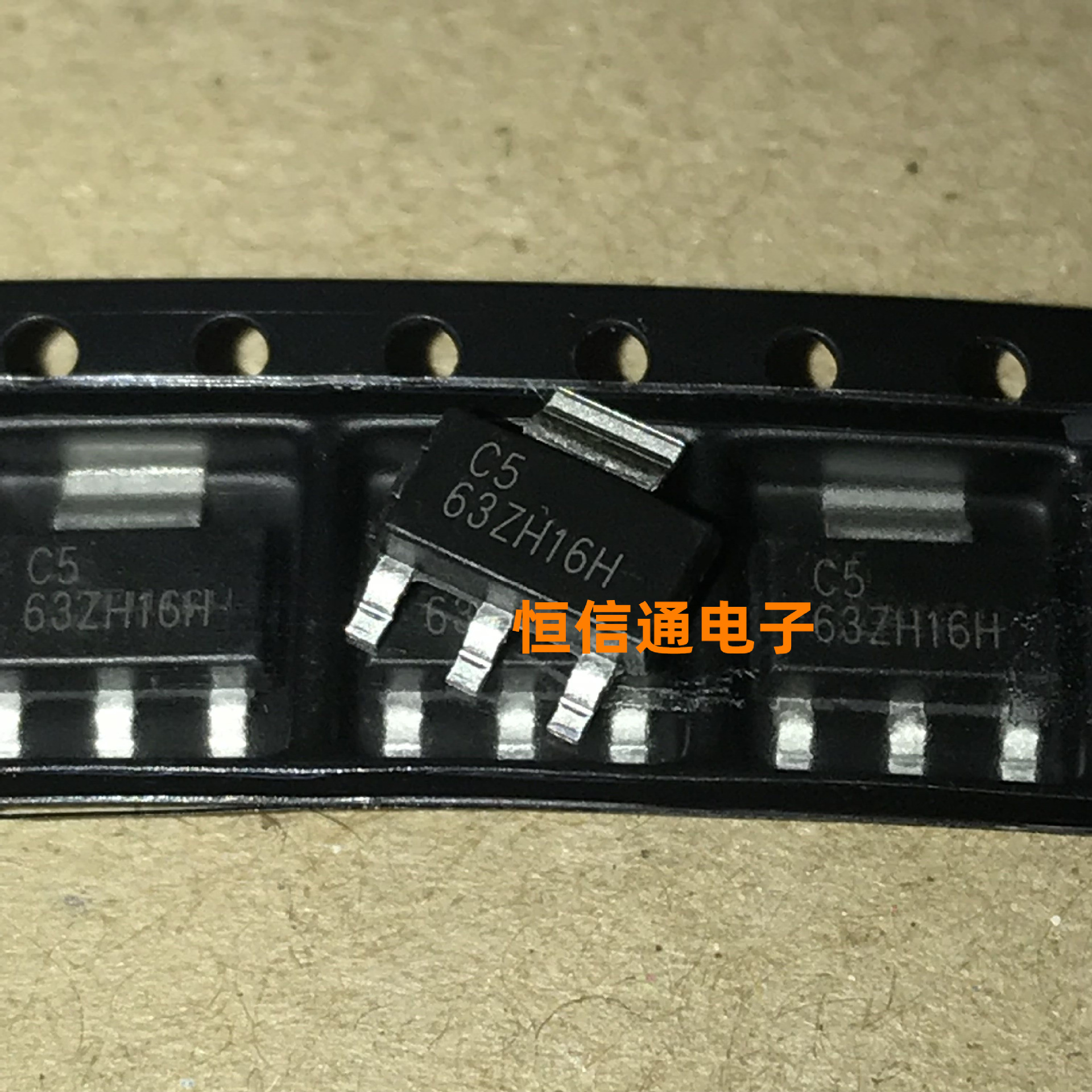 全新进口 UA78M05CDCYR 丝印：C5 SOT-223 线性稳压芯片 实图拍摄