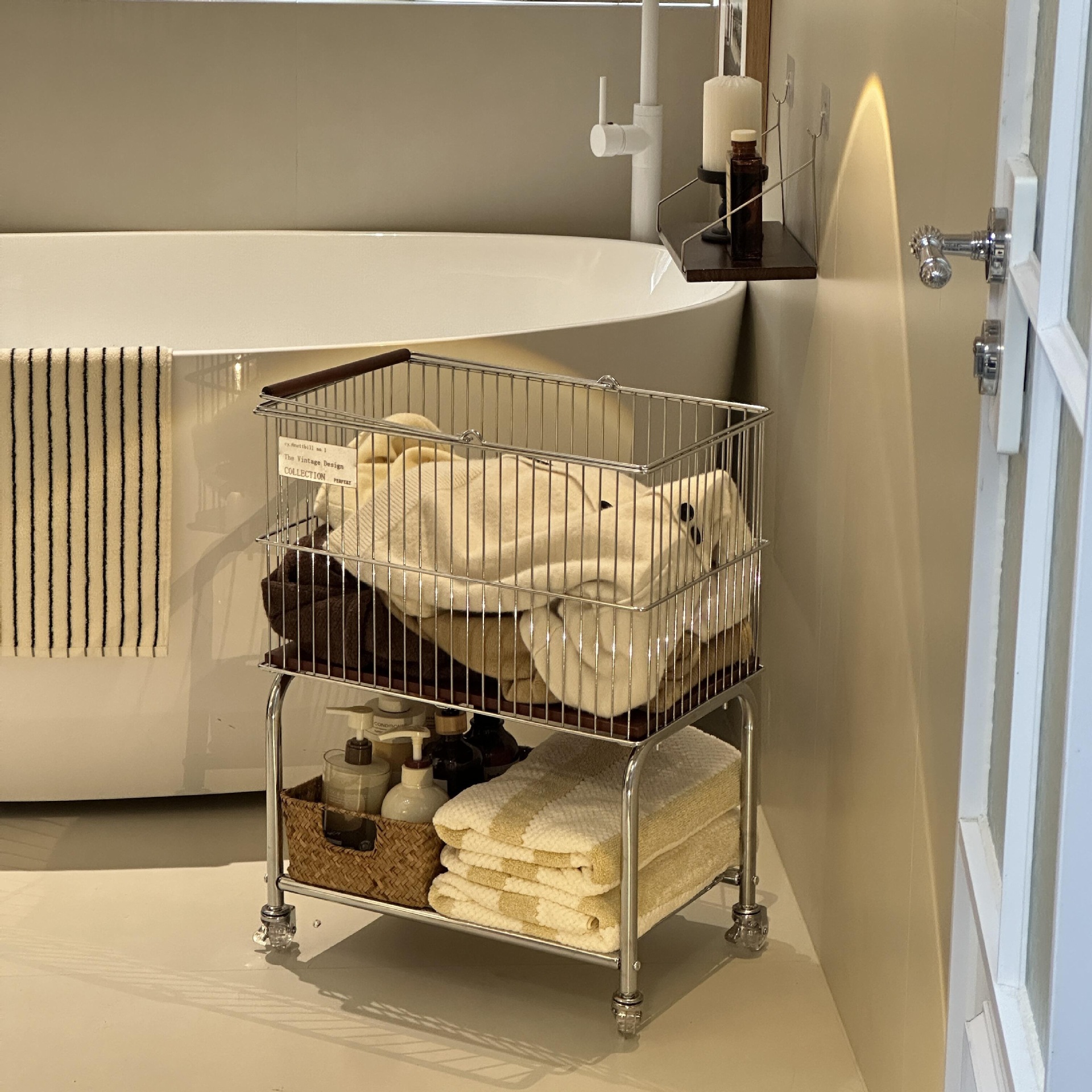Cesta de ropa sucia de estilo medieval, cesta de ropa sucia móvil, carro pequeño, gran capacidad, cesta de ropa sucia, rack de cesto de lavandería del baño