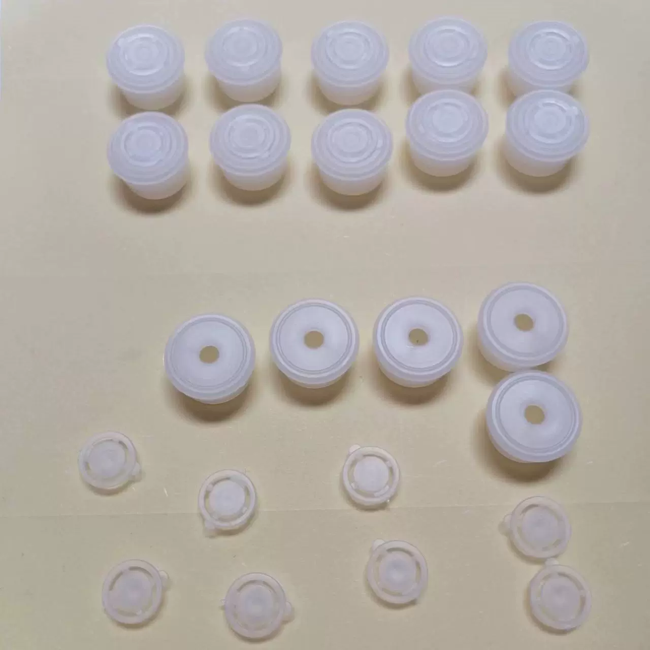 厂家货PE密封子母内塞24牙带钉有孔塑料瓶盖防漏塞子瓶子堵头
