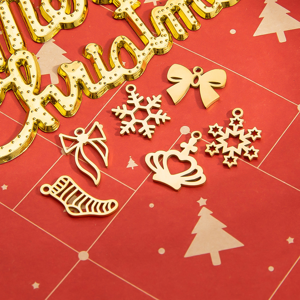 Wholesale Jewelry Cute Santa Claus Christmas Socks 304 Stainless Steel display picture 1