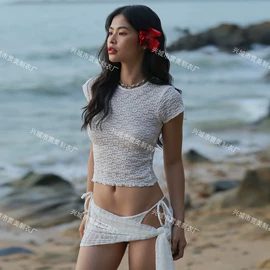 比基尼;连体泳衣;三件套泳装