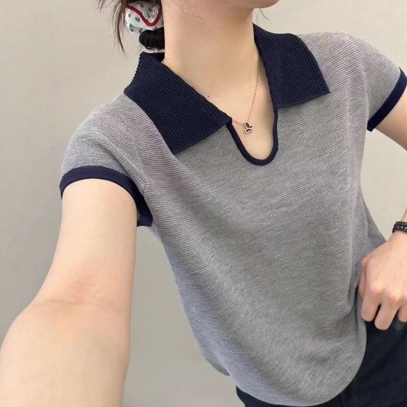 Brother's Mall Same Style Women's 2025 Autumn New Turn-Down Collar Color-Blocking Niche Knit Sweater with a Stylish and Elegant Vibe Brother's Mall Same Style Women's 2025 Autumn New Turn-Down Collar Color-Blocking Niche Knit Sweater with a Stylish and Elegant Vibe
