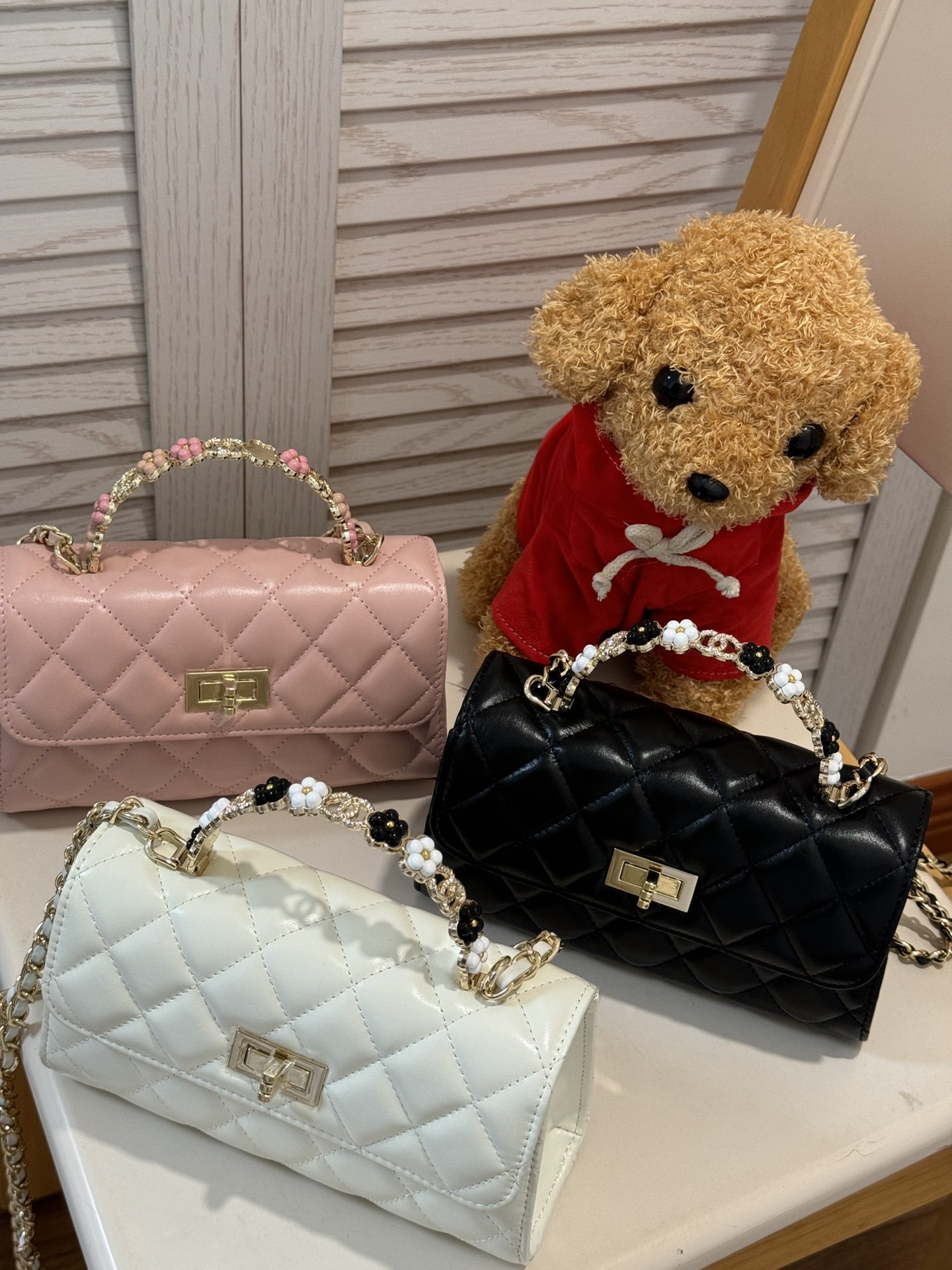 hmqViviiyNSAyin9WuaRt6lxHaNKYu4dBcgj