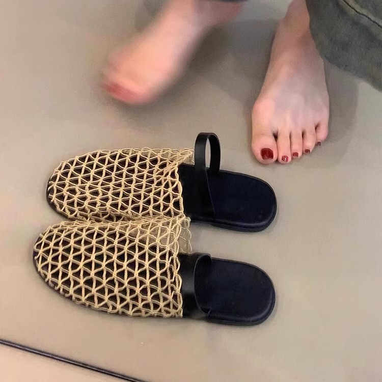 Sheepskin Version ~ Vintage Woven Mesh Hollow Out-Wearing Beach Hole Shoes Women's French Style Half Slippers with Toe