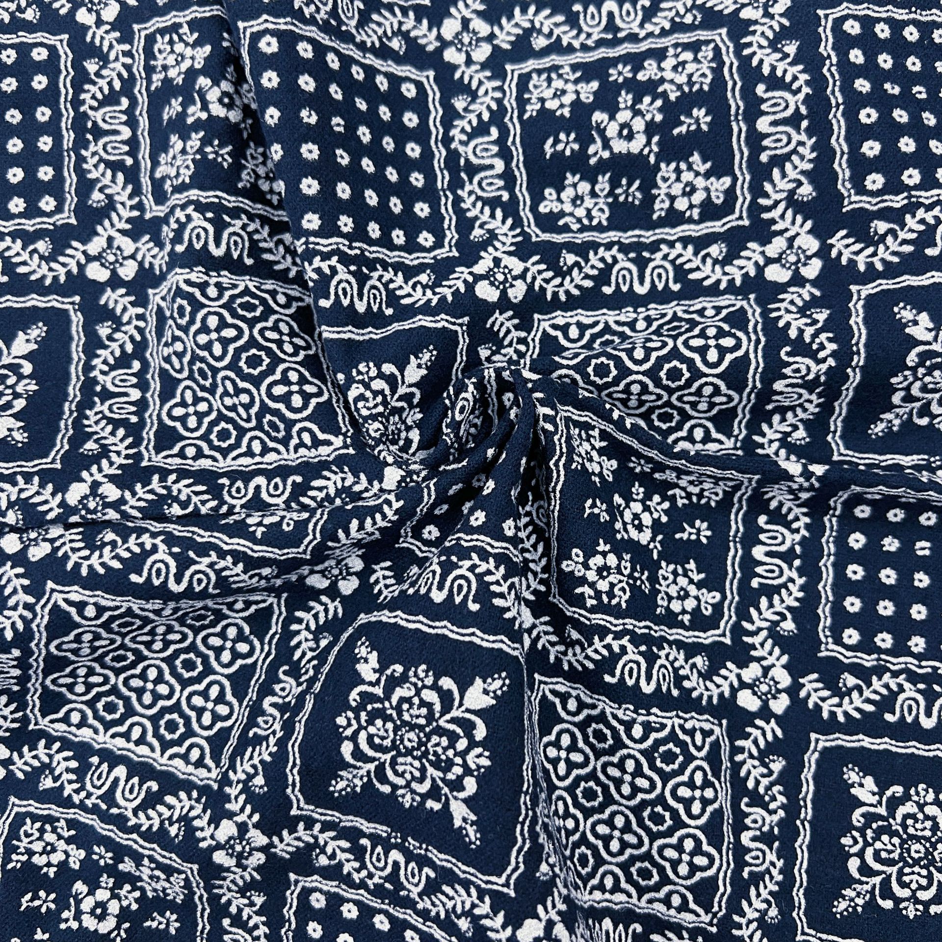 22049#永和花-DZ01-43#丈青印拔白