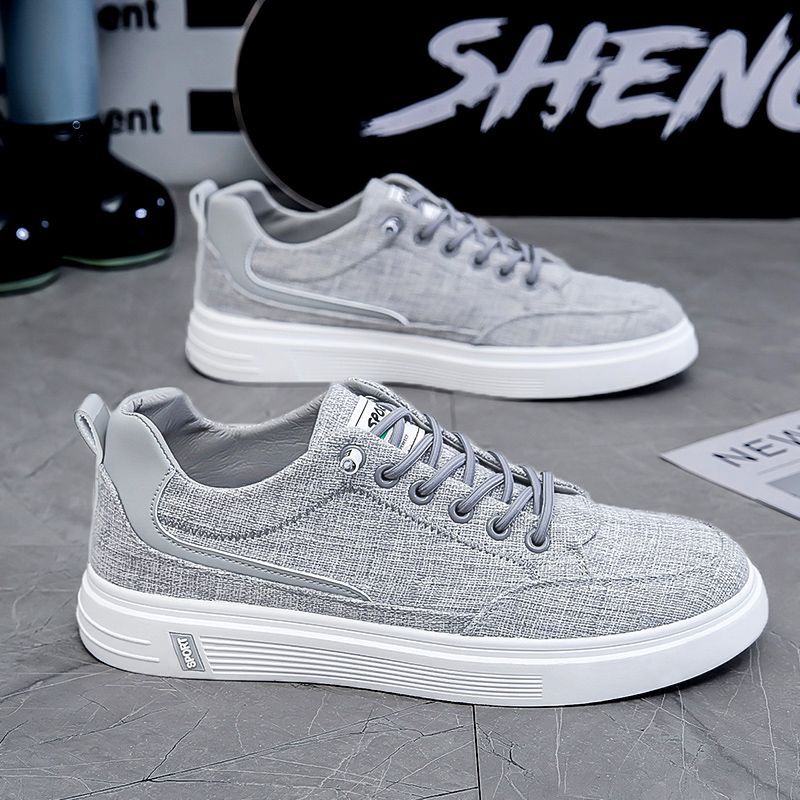 Zapatos de lona para hombres de verano 2024 nuevos zapatos de skate casuales para hombres zapatos deportivos de altura baja tendencia versátil zapatos planos