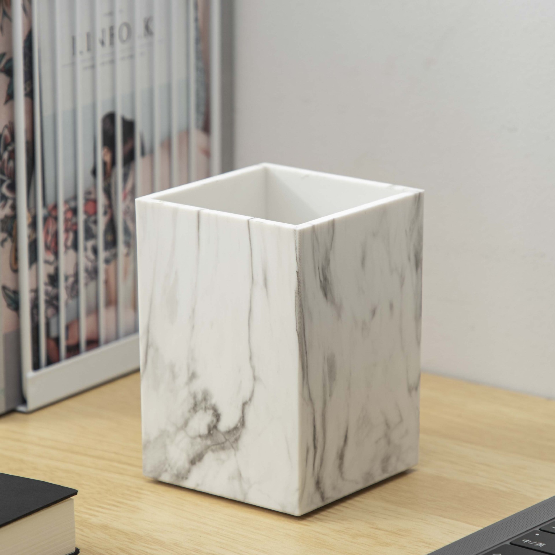 대리석 펜 홀더