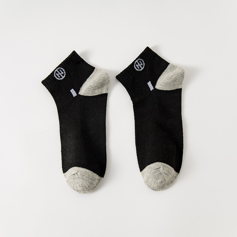 �ӹ�����������ʿ�����ж�Ͳ�������˶���������͸������ ������