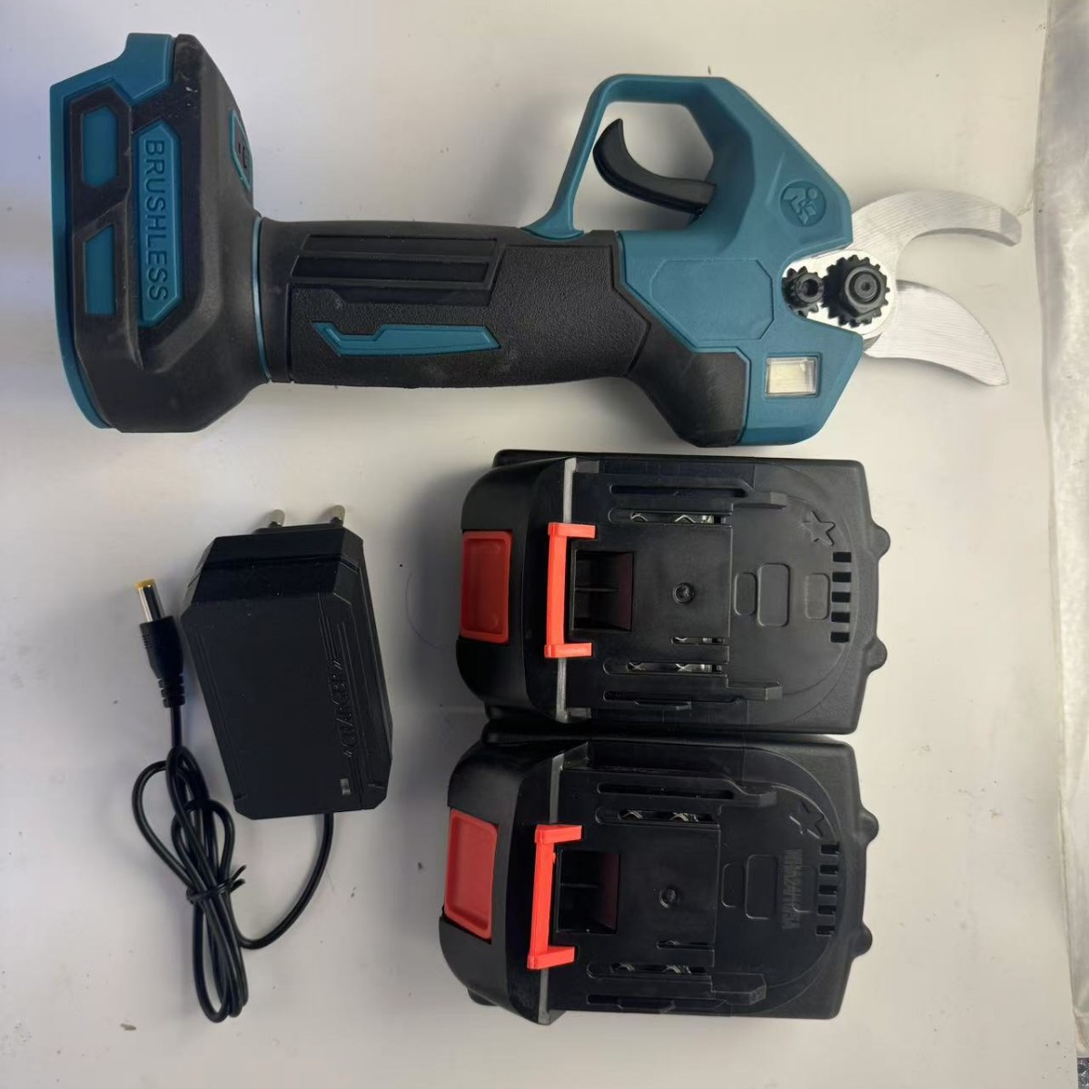 Nuevo corte de ramas cortar árboles frutales tijeras eléctricas tijeras eléctricas inalámbricas rápidas al aire libre tijeras eléctricas de jardín fabricantes al por mayor