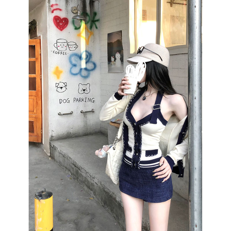 Chanel-Style Color-Blocked Knitted Cardigan Jacket Paired with V-Neck Vest and Skirt-Pants Set for Women, New Spring Collection