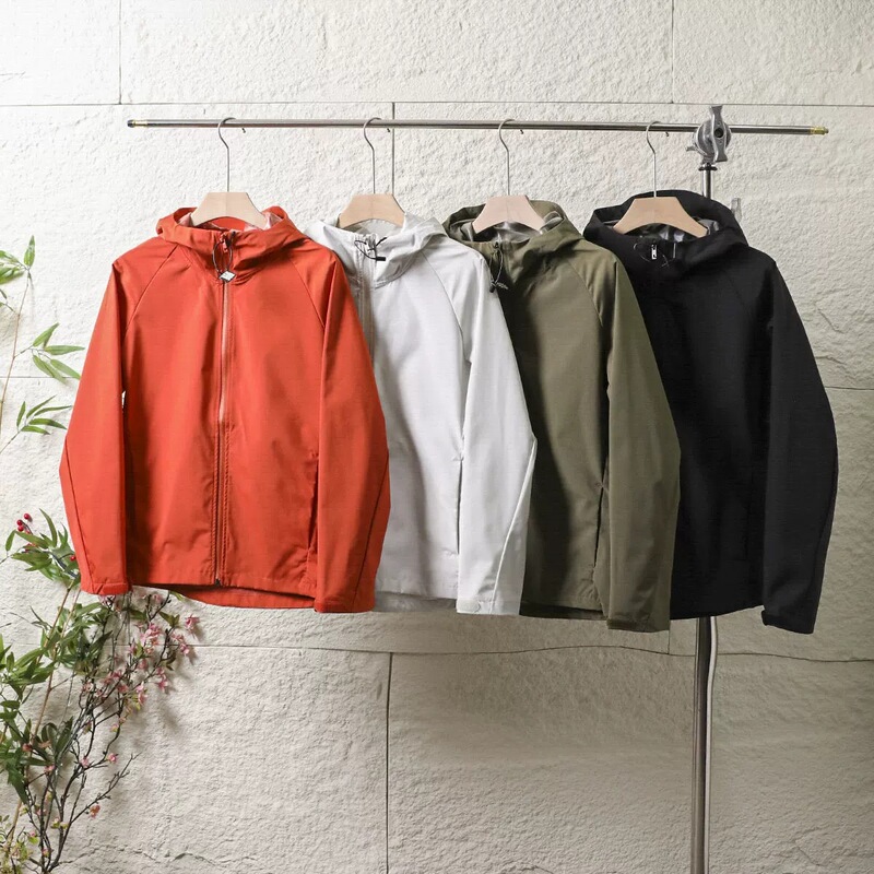 Lightweight and Water-Repellent! Laminated Zipper! 3D Draping! Couple's Outdoor Lightweight Hooded Soft Shell Jacket