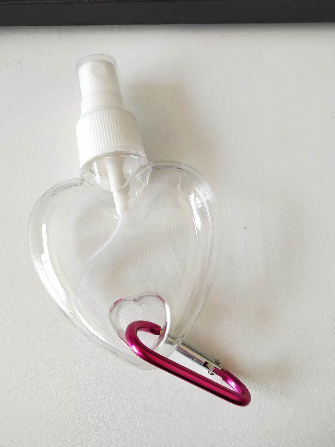 30ml botella de spray para exteriores, gancho de amor, subbotella, repelente de mosquitos, mosquetón, viaje, loción portátil, espacio transparente