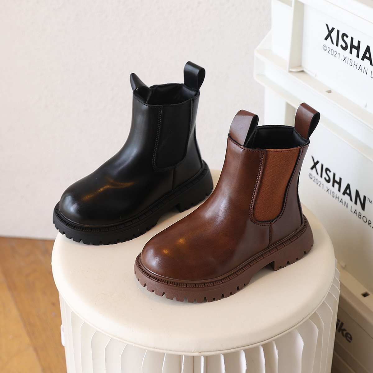 Girls' Boots Autumn and Winter New Short Boots Little Girls Soft Sole Black Chimney Boots Kidsren's Boots Boys' Single Boots Leather Boots