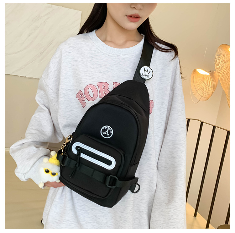 Unisex Medium Nylon Solid Color Streetwear Sports Square Zipper Fanny Pack display picture 13