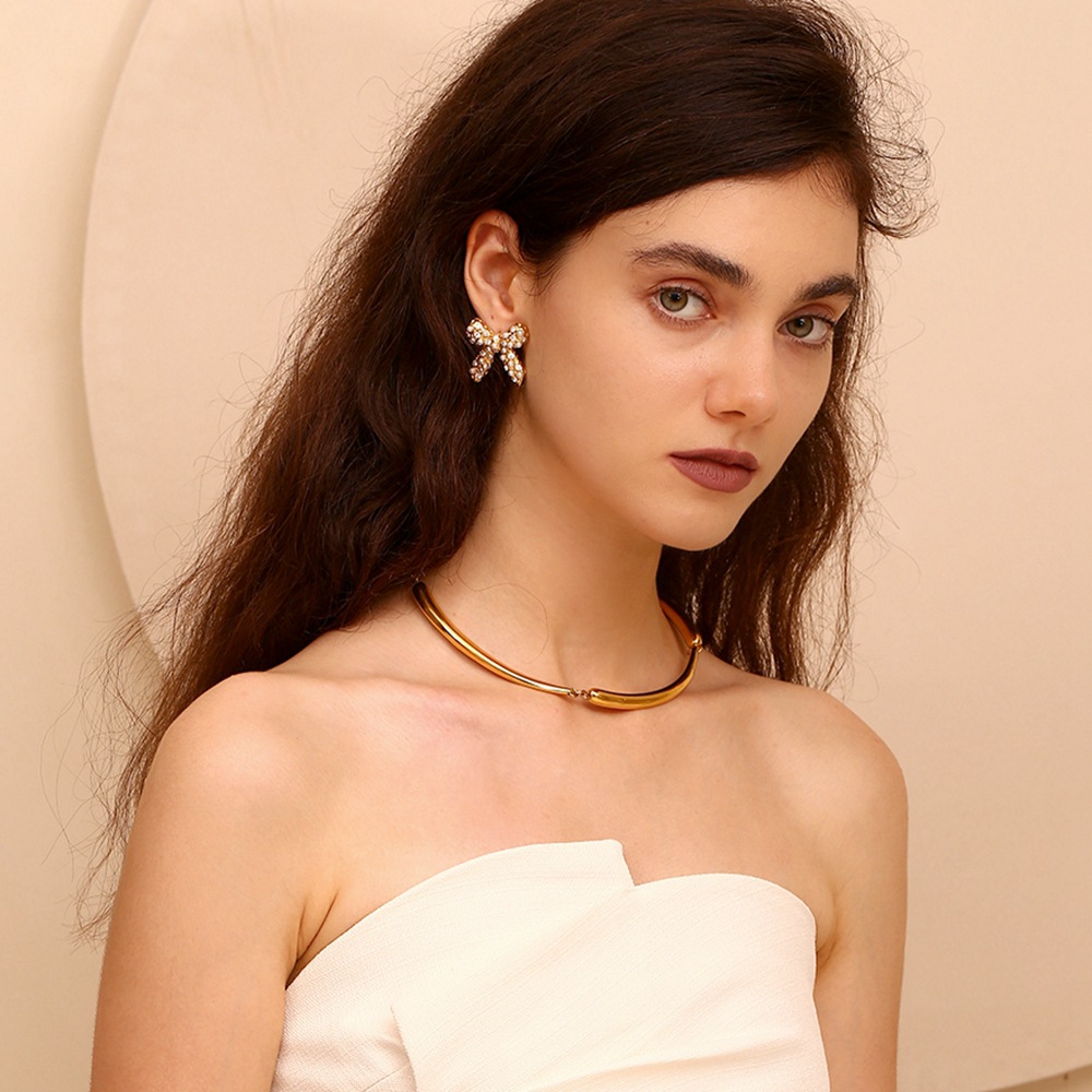 Model Show Pearl Zircon Inlaid Bow Stainless Steel Earrings