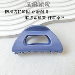 热销三角形软硅胶鲨鱼夹简约百搭舒适抓夹法式夹耐磨耐用几何风