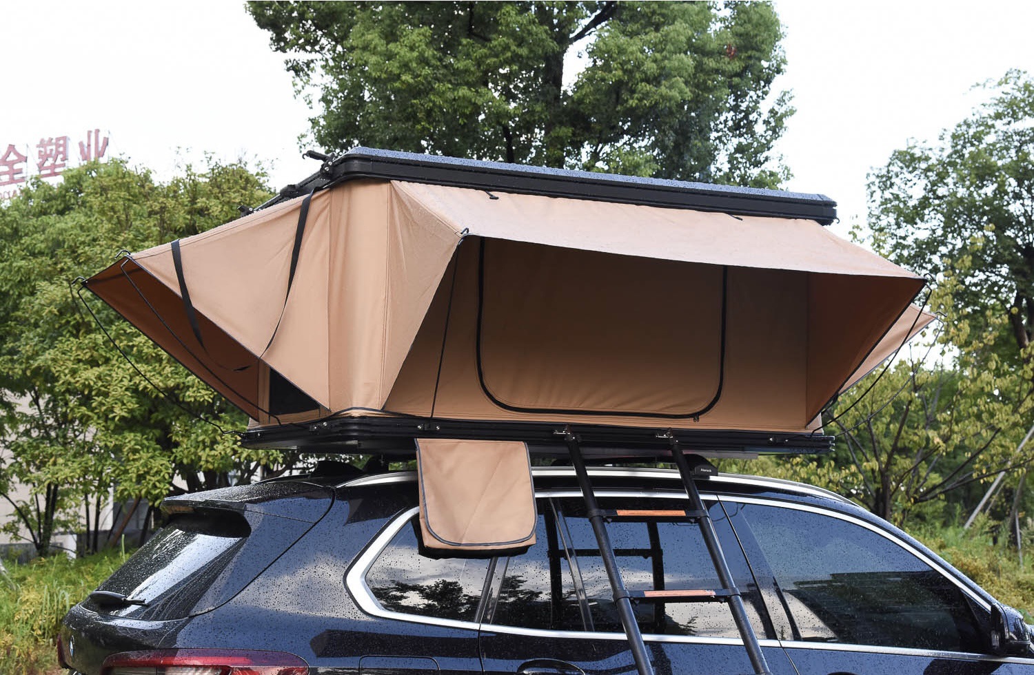Outdoor Barbecue Adventure Aluminum Shell Helicopter Roof Tent Suv Car Mountain Camping Vehicle-Mounted Camping Tent