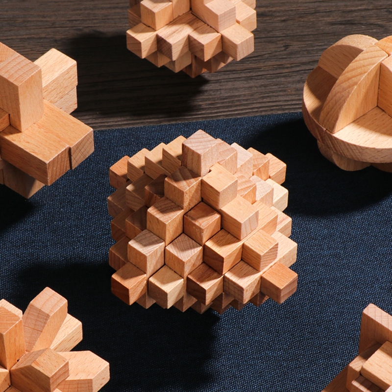 Juguetes educativos de madera para niños Bloqueo de inteligencia Luban bloqueo traje estudiantes de la escuela primaria conjunto completo de desarrollo de inteligencia desbloquear juego