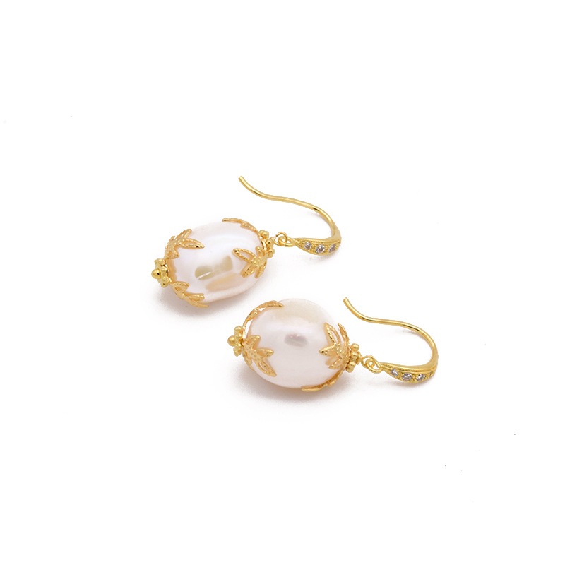 Pendientes de perlas de alto grado 925 pendientes de perlas de gancho de oreja de plata elegante diseño de nicho retro joyería al por mayor natural