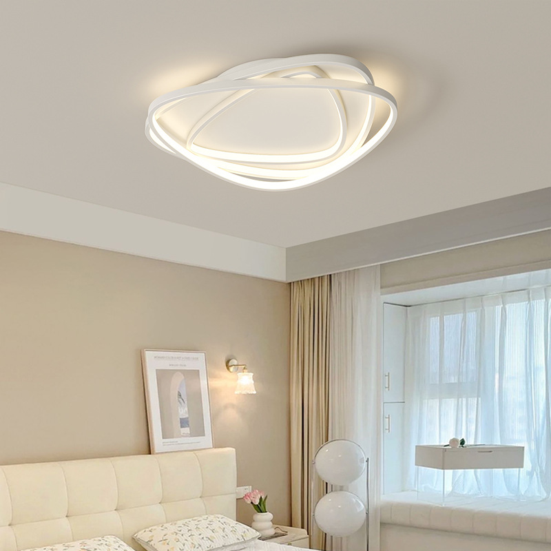 Dormitorio principal lámpara de techo viento crema minimalista moderno minimalista 2025 nuevo anillo creativo estudio dormitorio lámpara de habitación