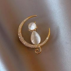 Moon Cat Brooch High-end Pin Suit Boutonniere Bag Accessory High-end Minimalist Yiwu Small Accessory Wholesale