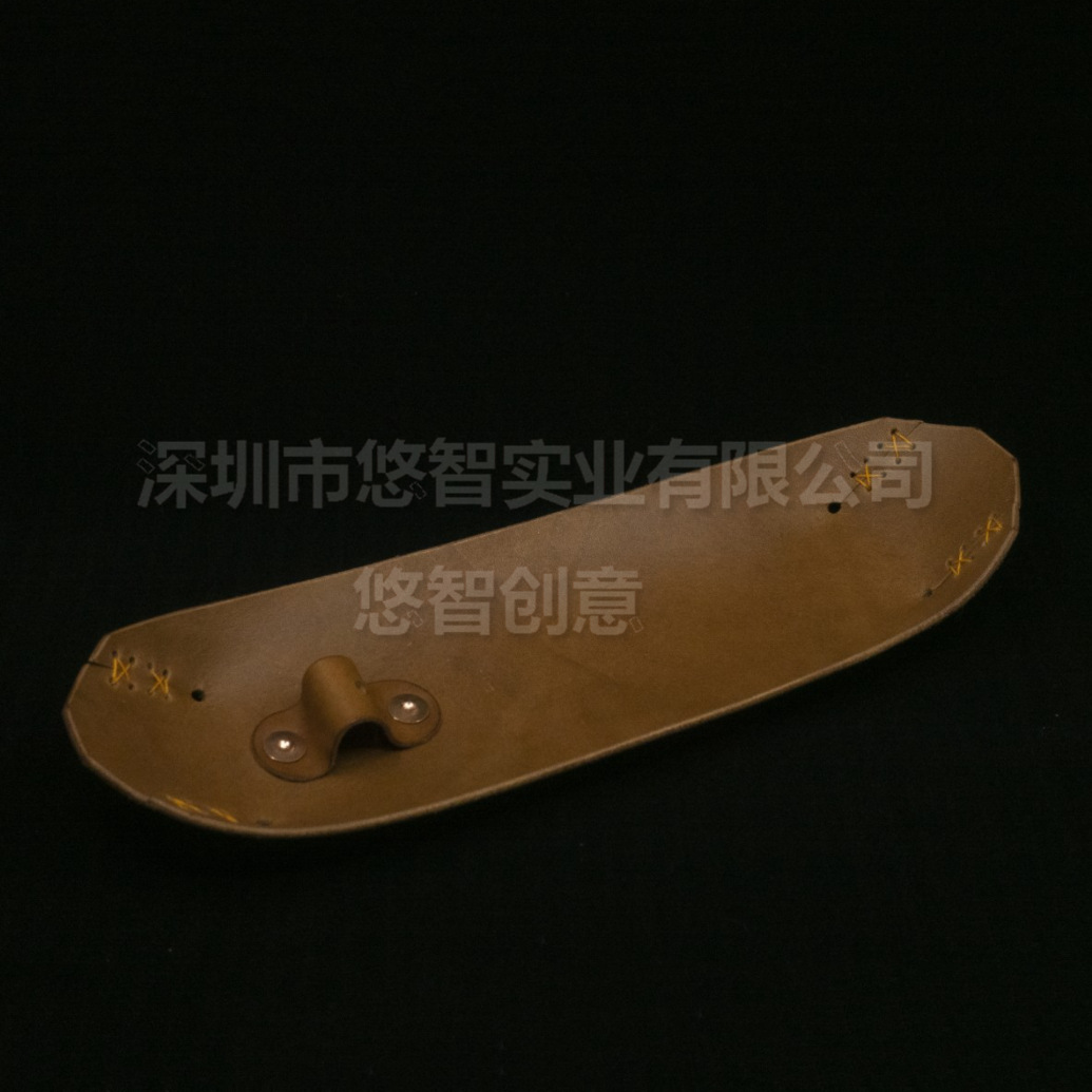 다크 브라운