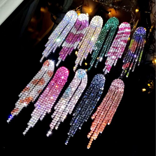 High-end luxury sparkling water diamond long tassel earrings for women without piercing, stylish and elegant earrings