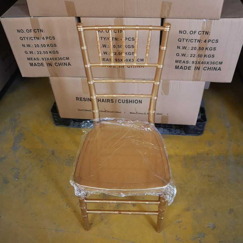 Exportación de desmontaje de oro silla de resina portátil silla de comedor silla de plástico acrílico silla de bambú