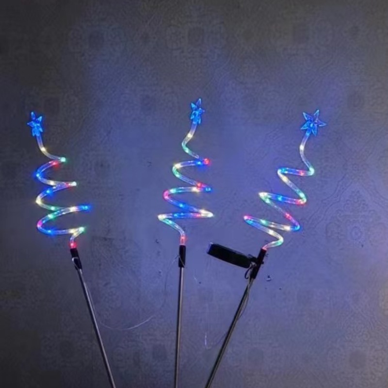 Lámpara de conexión a tierra de césped solar estrella de cinco puntas inserta de piso de copo de nieve uno para tres 8 baterías funcionales Luces de decoración al aire libre de Navidad