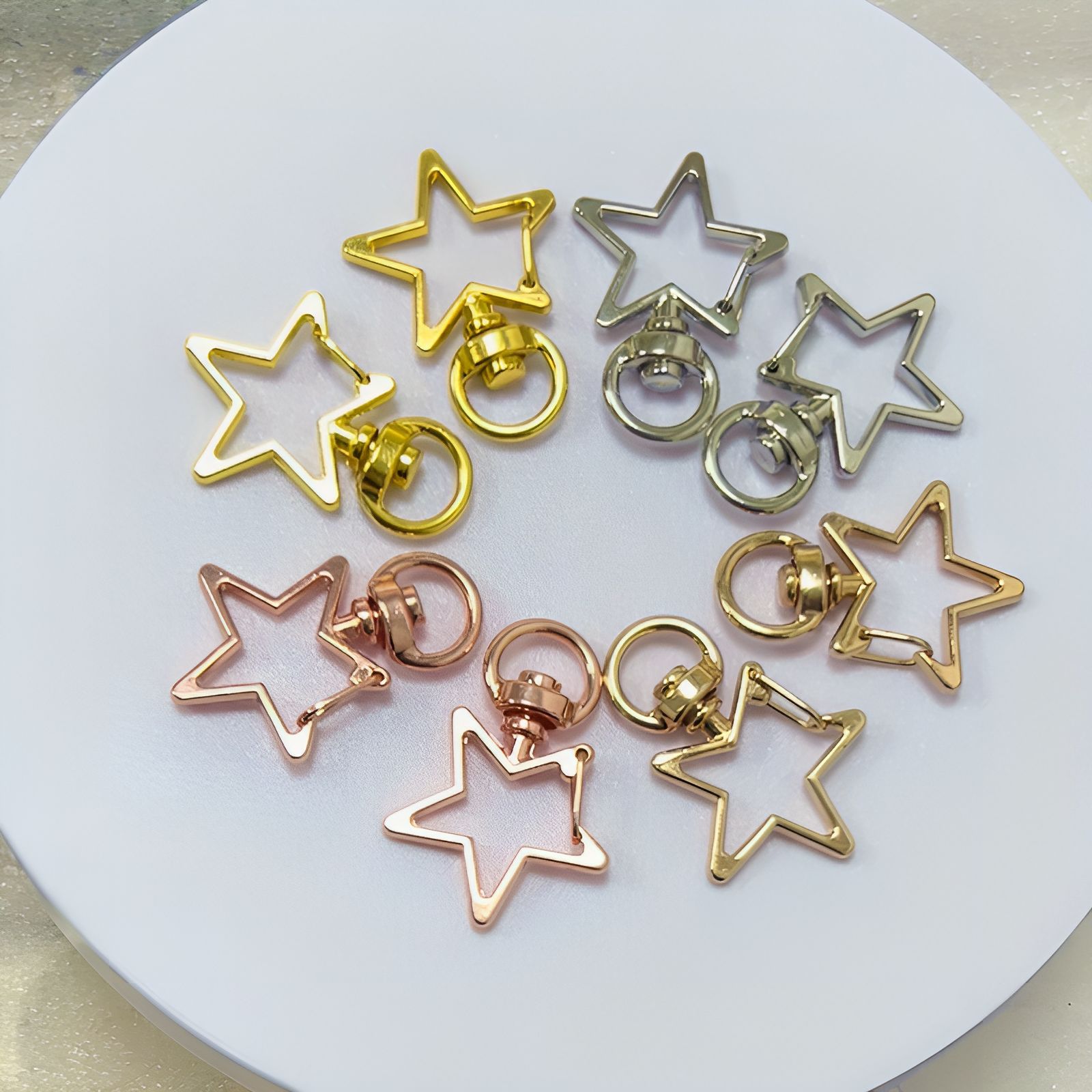 批发五角星形钥匙扣配件星星钩扣弹扣金星diy饰品亚克力圆尾挂件