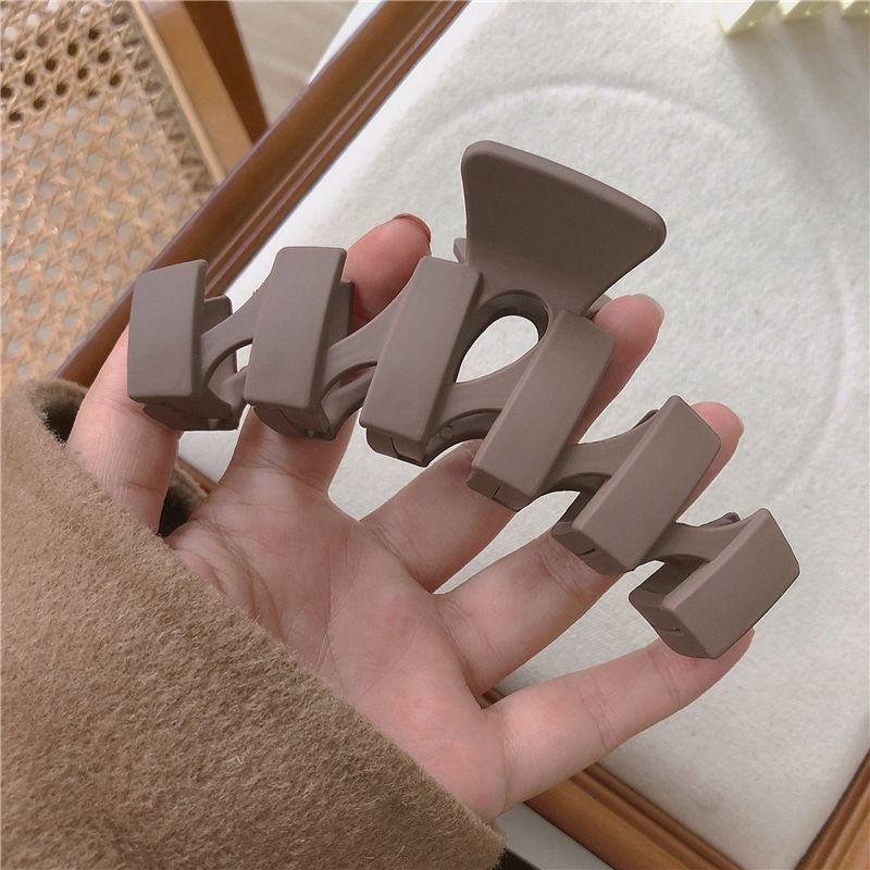 Clip de pelo Maillard clip de pelo grande de la mujer clip de tiburón clip de cabeza de nuevo tocado Internet celebridad 2023 Nueva horquilla