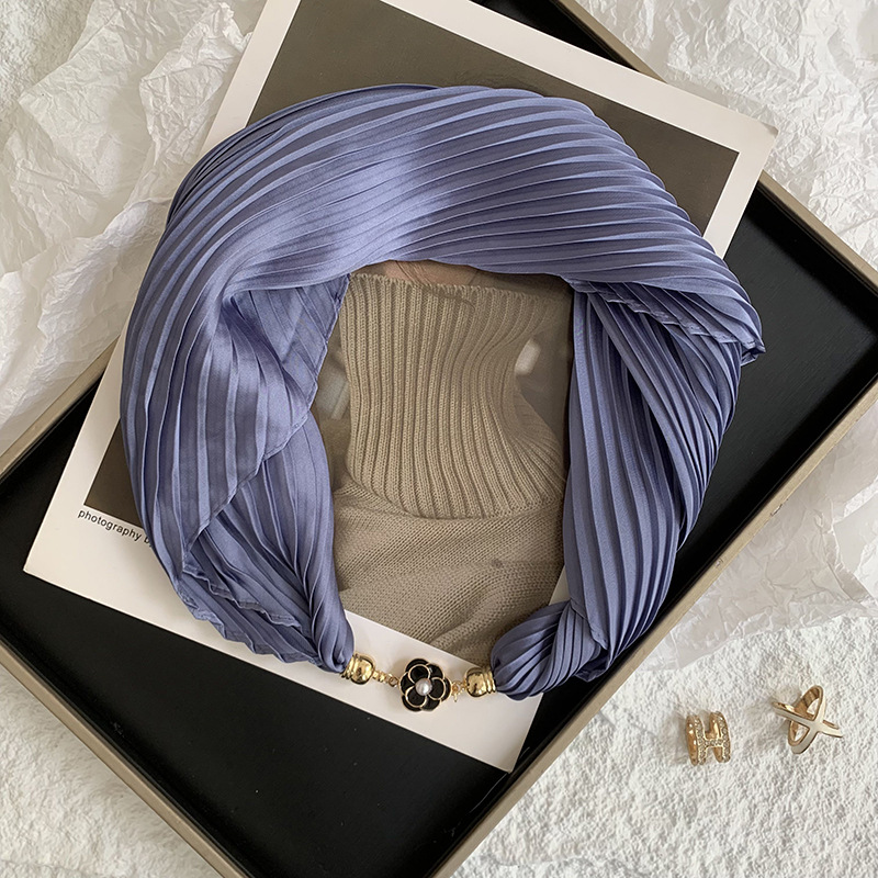 Pañuelo de seda arrugado de seda de imitación magnética con hebilla de rosa de color sólido de verano, protector solar, bufanda decorativa profesional ligera de todo fósforo