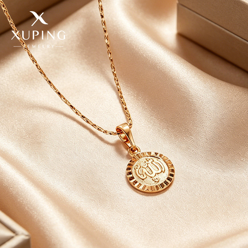 Xuping aleación de cobre chapado en 18k Serie de Oriente Medio minimalista retró personalidad pequeña colgante de collar redondo geométrico