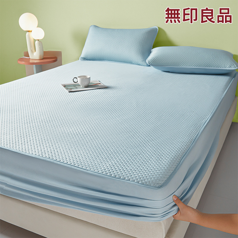 2025 nueva ropa de cama de una sola pieza 2025 nueva funda protectora de colchón de seda de hielo juego de tres piezas de funda de cama fresca de verano