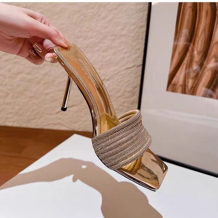 Hong Kong Style 2026 Trendy Slimming Hot-Selling Fashionable and Elegant Women's Shoes Retro Modern Lady Shoes Hong Kong Style 2026 Trendy Slimming Hot-Selling Fashionable and Elegant Women's Shoes Retro Modern Lady Shoes
