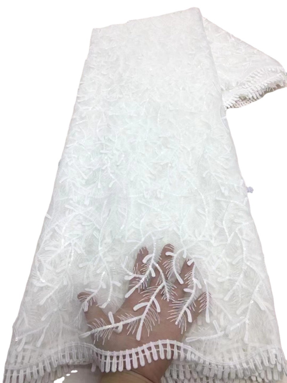 植物花型服装白色床上用品现代小绣花婚纱礼服伴娘服亮片布料现货|ms